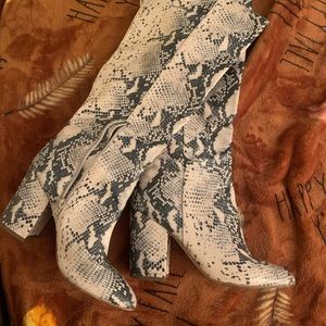 Steve Madden Snake skin, knee-high boots